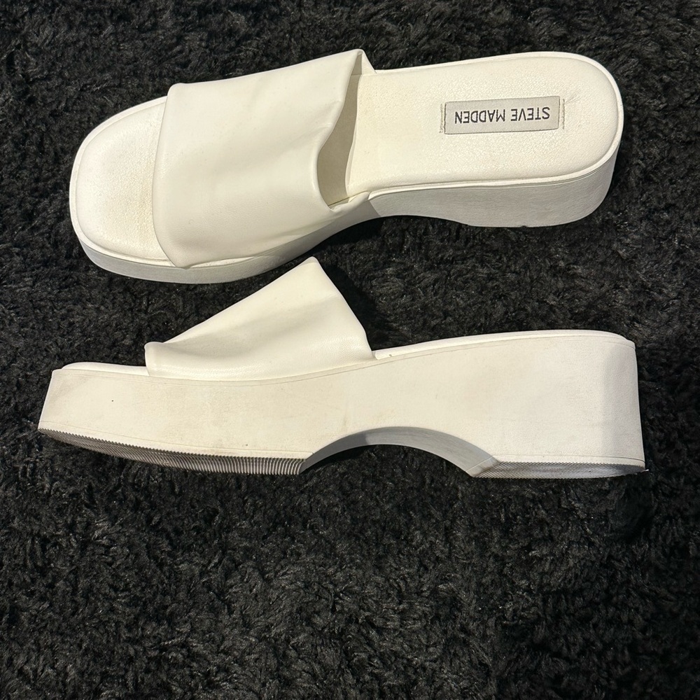 Steve Madden White sandals with Square-Toe Design - Picture 4 of 9